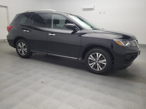 Used 2019 Nissan Pathfinder SV image 11