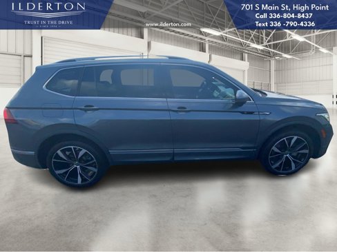 Used 2022 Volkswagen Tiguan SEL R-Line image 4