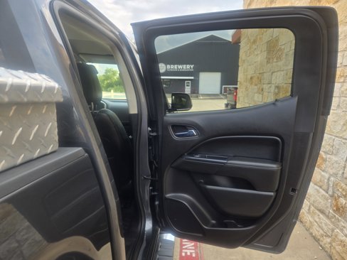 Used 2016 GMC Canyon SLT w/ Driver Alert Package image 10