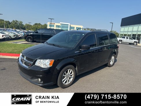 Used 2020 Dodge Grand Caravan SXT image 3
