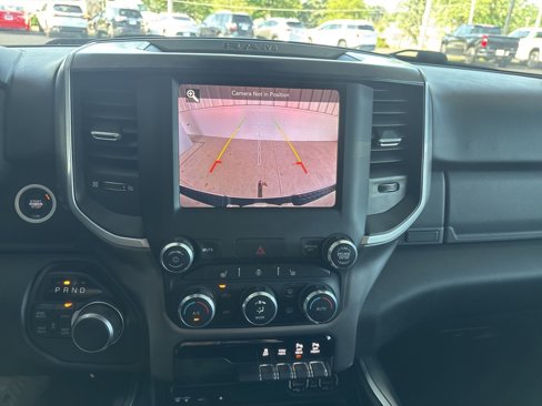 Used 2019 RAM 1500 4x4 Crew Cab image 15