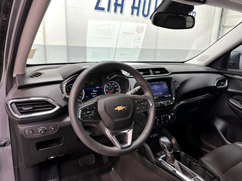 Used 2021 Chevrolet TrailBlazer LT w/ Premium Seating Package image 11