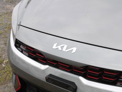 Used 2022 Kia Forte GT-Line w/ GT-Line Premium Package image 3