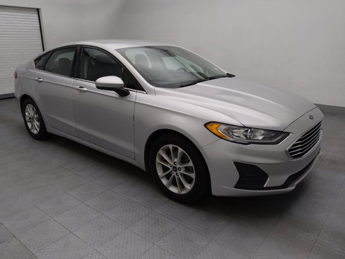 Used 2019 Ford Fusion SE image 11