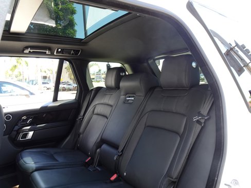 Used 2022 Land Rover Range Rover Westminster Edition image 17