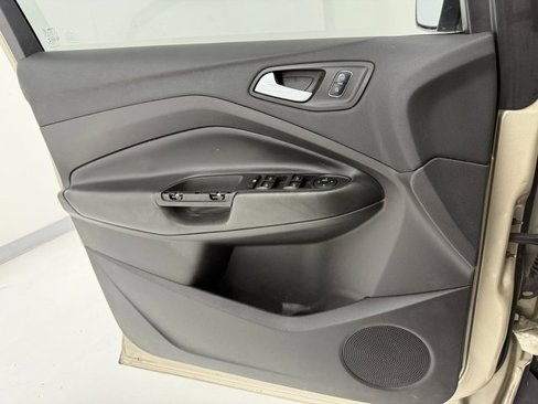 Used 2017 Ford Escape SE image 21
