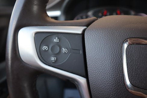 Used 2019 GMC Acadia SLT image 25