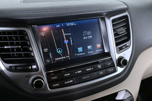 Used 2016 Hyundai Tucson Limited image 16