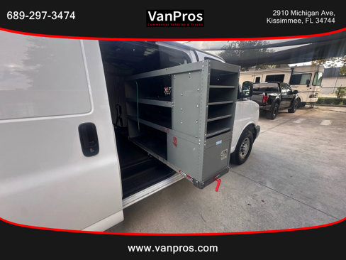 Used 2018 Chevrolet Express 2500 w/ Driver Convenience Package image 16