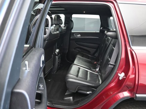 Used 2019 Jeep Grand Cherokee Limited image 32