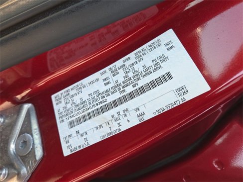 Used 2017 Ford Escape Titanium image 33
