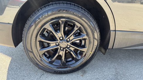 Used 2018 Chevrolet Equinox LS image 11