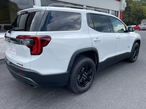 Used 2023 GMC Acadia AT4 w/ Technology Package image 5