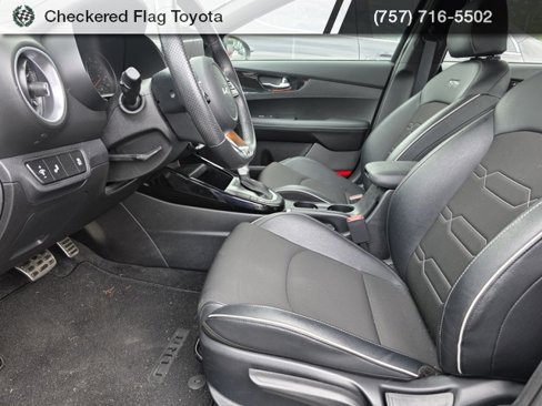 Used 2023 Kia Forte GT-Line image 9