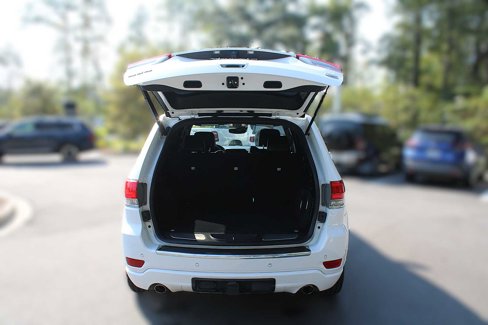 Used 2018 Jeep Grand Cherokee Overland image 10