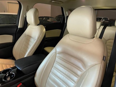 Used 2015 Ford Edge SEL w/ Equipment Group 201A image 17