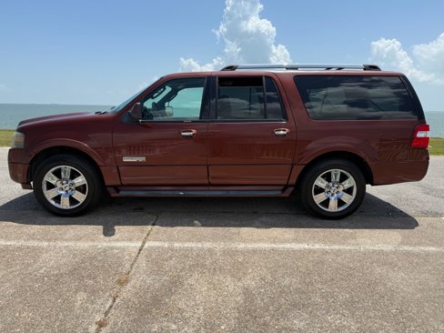 Used 2007 Ford Expedition EL Limited image 8