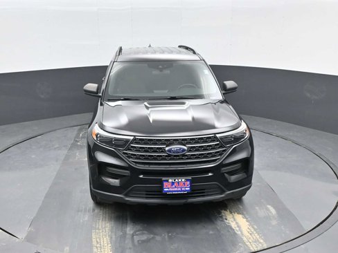 Used 2020 Ford Explorer XLT image 31