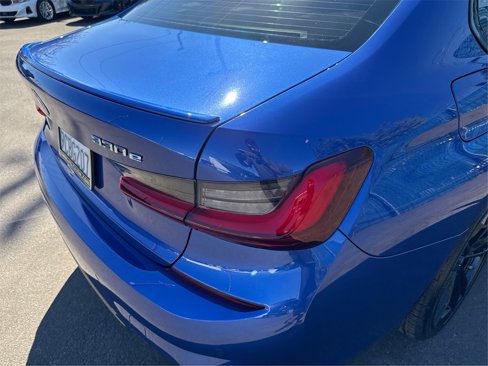 Certified 2022 BMW 330e w/ M Sport Package image 17