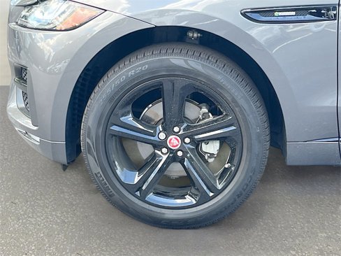 Used 2019 Jaguar F-PACE R-Sport image 32