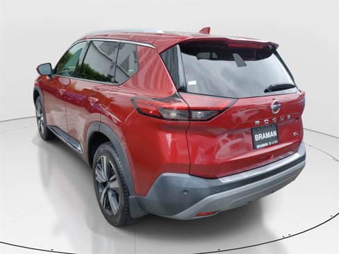 Used 2021 Nissan Rogue SL image 4