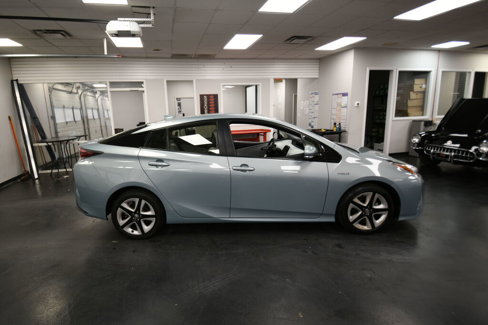 Used 2016 Toyota Prius Three Touring image 8