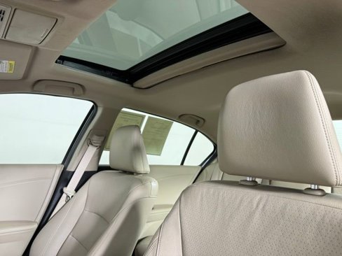 Used 2017 Honda Accord EX-L image 6