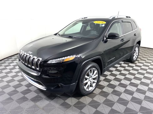 Used 2018 Jeep Cherokee Limited image 11