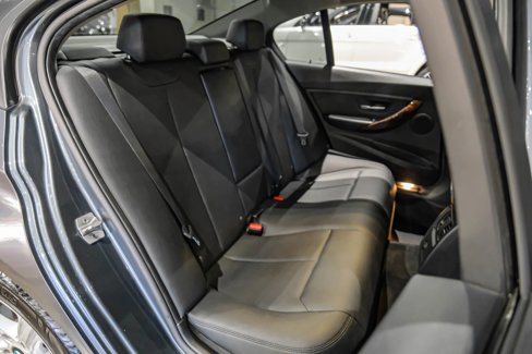 Used 2015 BMW 320i xDrive Sedan image 30