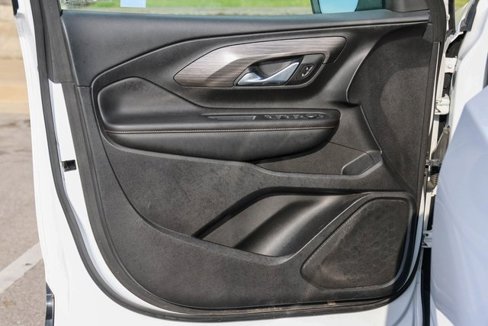 Used 2020 GMC Terrain SLT image 11