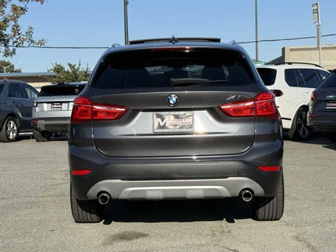 Used 2017 BMW X1 xDrive28i image 9