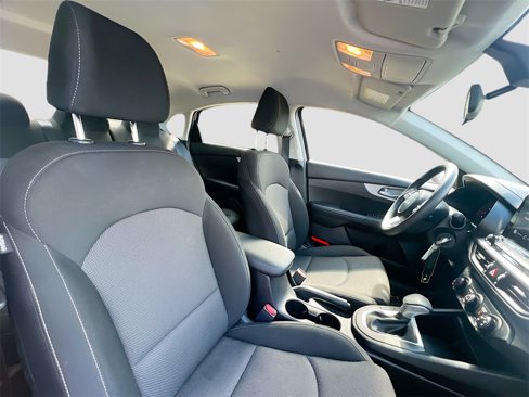 Used 2023 Kia Forte LXS image 27