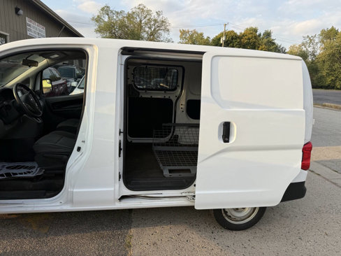 Used 2019 Nissan NV200 S image 29