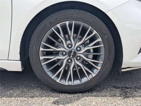 Certified 2023 Kia Forte GT-Line image 12