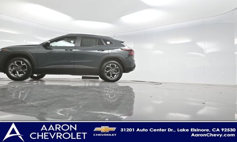New 2025 Chevrolet Trax LT w/ Driver Confidence Package image 6