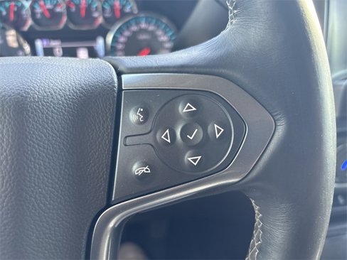 Used 2017 Chevrolet Silverado 1500 LT w/ Midnight Edition image 38