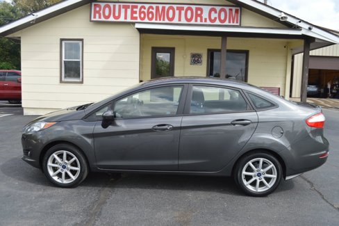 Used 2018 Ford Fiesta SE w/ Equipment Group 201A image 3