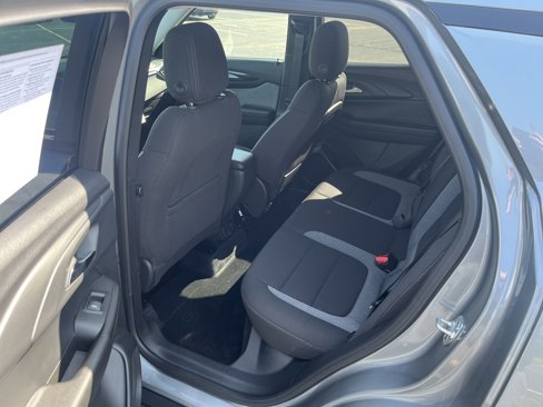 Used 2025 Chevrolet TrailBlazer LT w/ Convenience Package image 13
