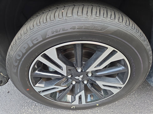 Used 2024 Mitsubishi Eclipse Cross AWD image 12