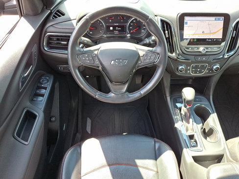 Certified 2022 Chevrolet Equinox RS w/ RS Leather Package image 11