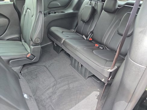 New 2026 Chrysler Voyager LX image 38