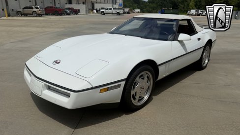 Used 1989 Chevrolet Corvette Convertible image 23