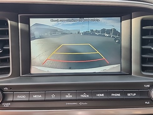Used 2020 Hyundai Elantra SEL image 27