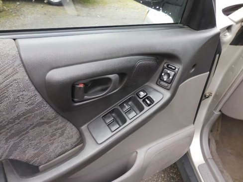Used 2000 Subaru Forester L image 6