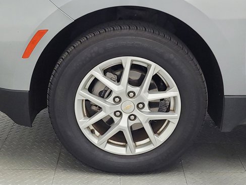 Used 2023 Chevrolet Equinox LT w/ Driver Convenience Package image 31