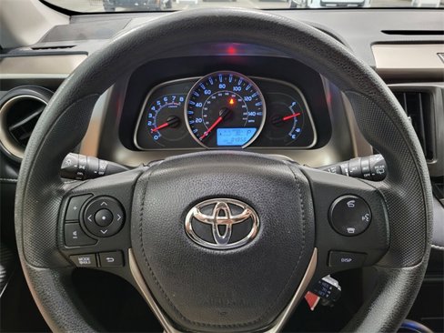 Used 2014 Toyota RAV4 XLE image 17