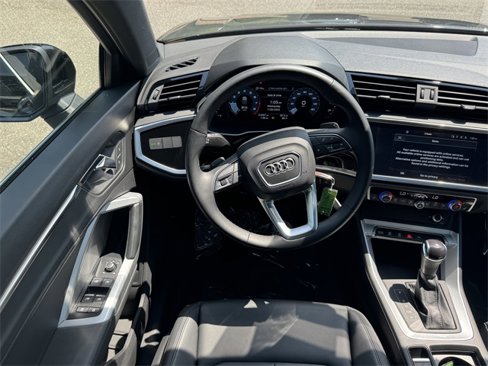 Certified 2022 Audi Q3 2.0T Premium image 15