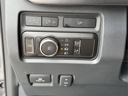 Used 2023 Ford F250 Lariat w/ Tremor Off-Road Package image 57