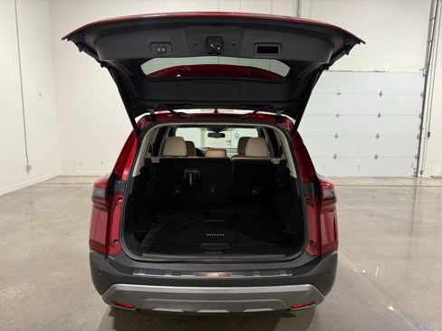 Used 2023 Nissan Rogue SL image 9