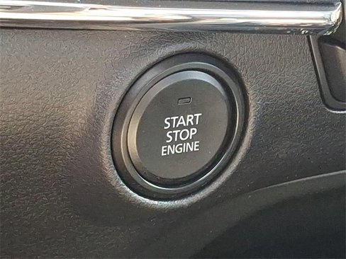 Used 2022 MAZDA MAZDA3 s image 24